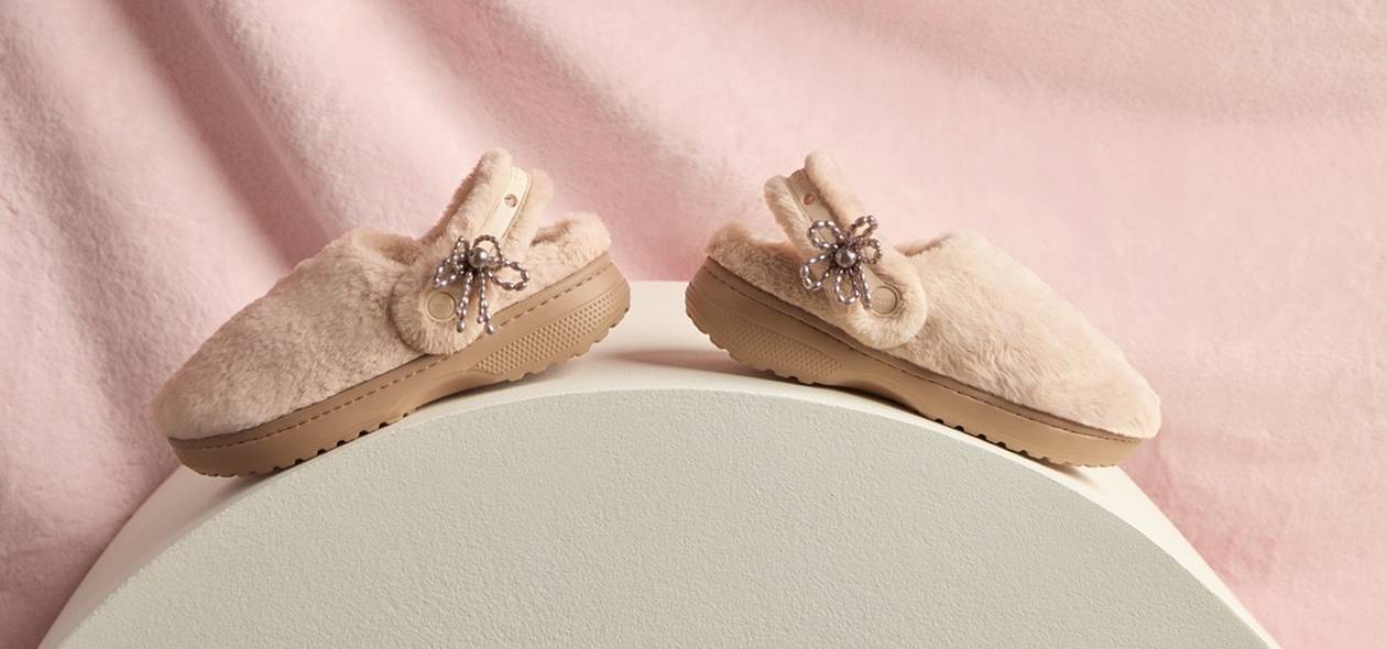 Crocs Unfurgettable bundás papucsok nőknek és férfiaknak