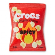 Piros chipses zacskó papucs kiegészítő