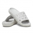 Crocs Classic Geometric Slide v2 női papucs